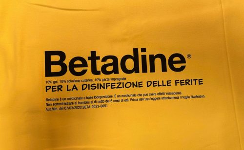 Personalizzazione Ombrellone Betadine